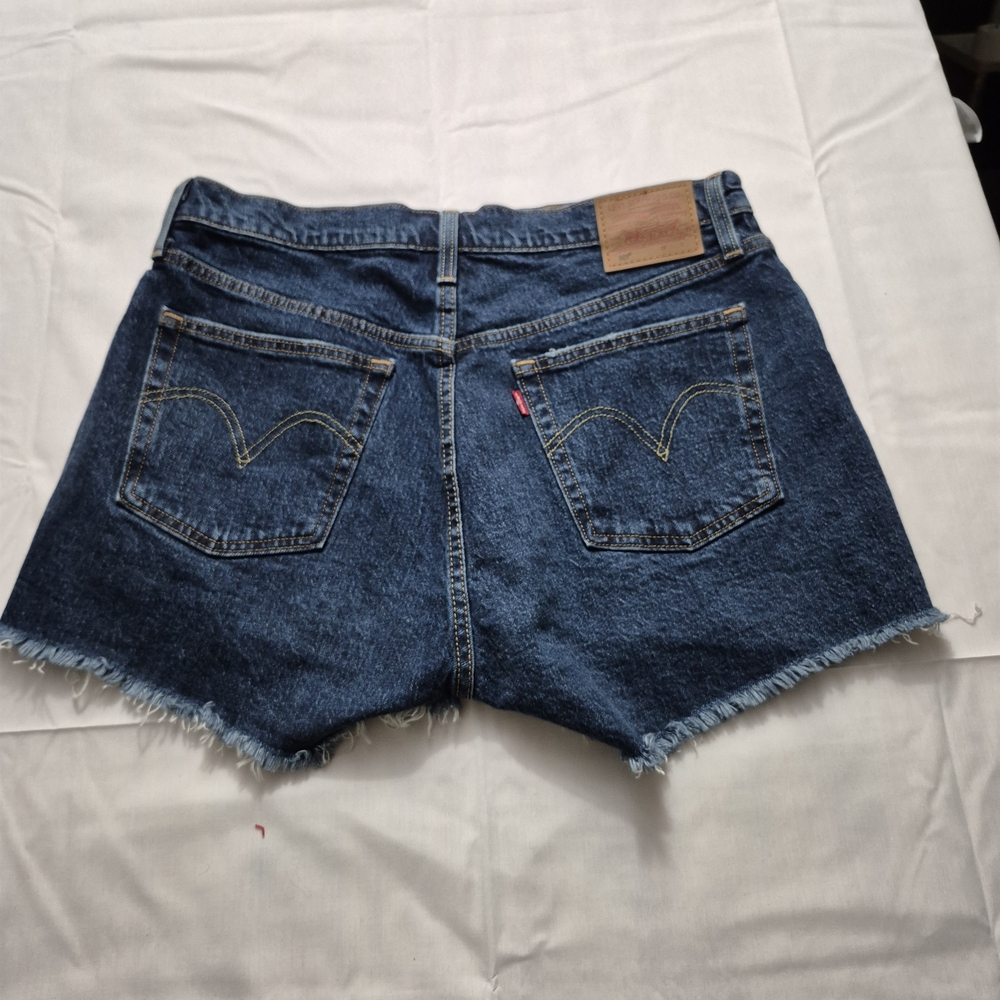 Levi's Blue‎ Distressed Jean Shorts - Picture 2 of 6